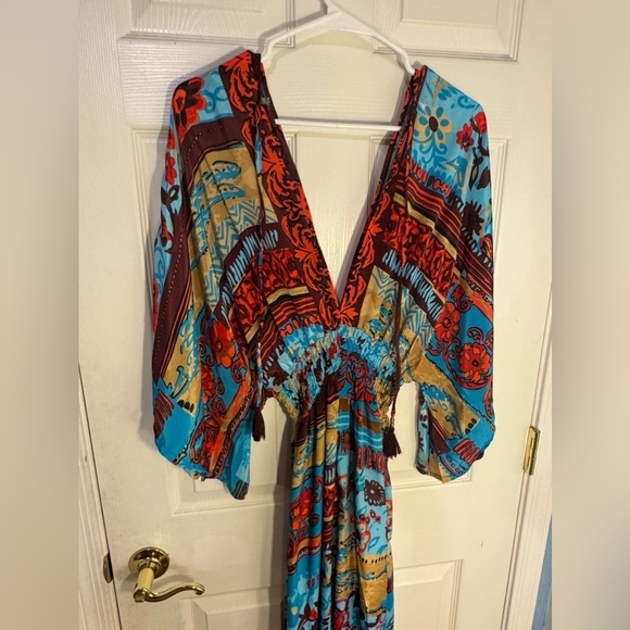 White‎ waves Long flowing swim suit cover up jumpsuit - Picture 3 of 4